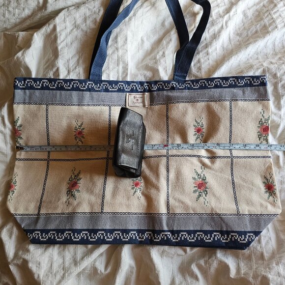 New Sezane x Baziszt Tote Bag - Blue w/ Cream Trims - Picture 6 of 7